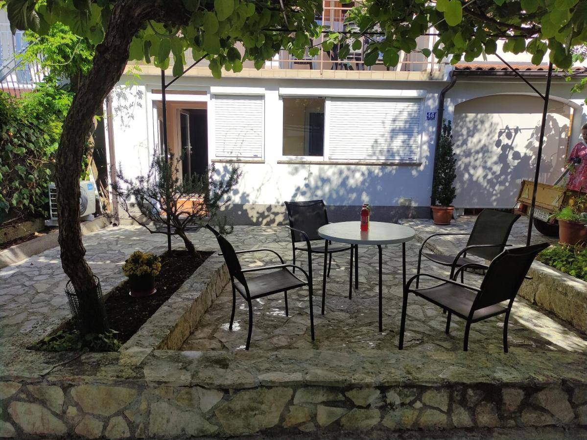 Apartment Valenta Пореч Екстериор снимка